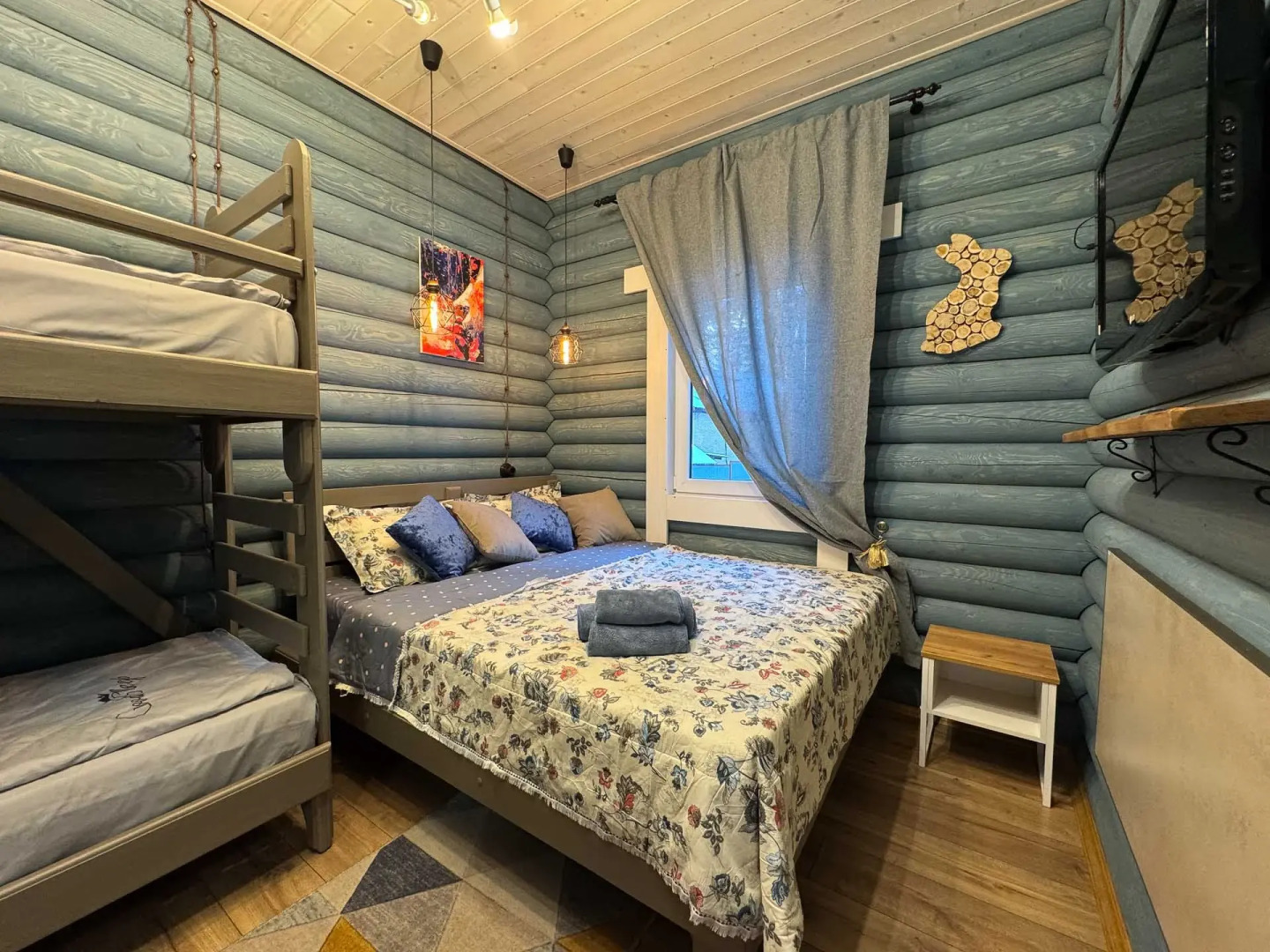 Частный дом У друзей сруб