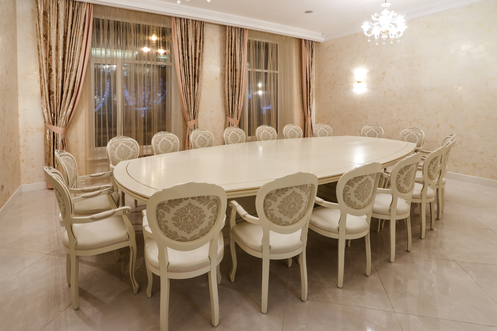 Отель Таврический