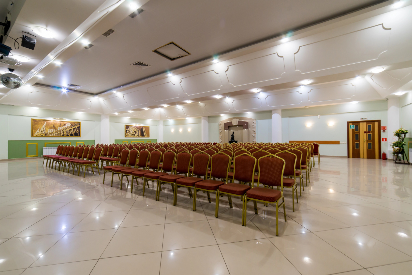 Отель Амакс