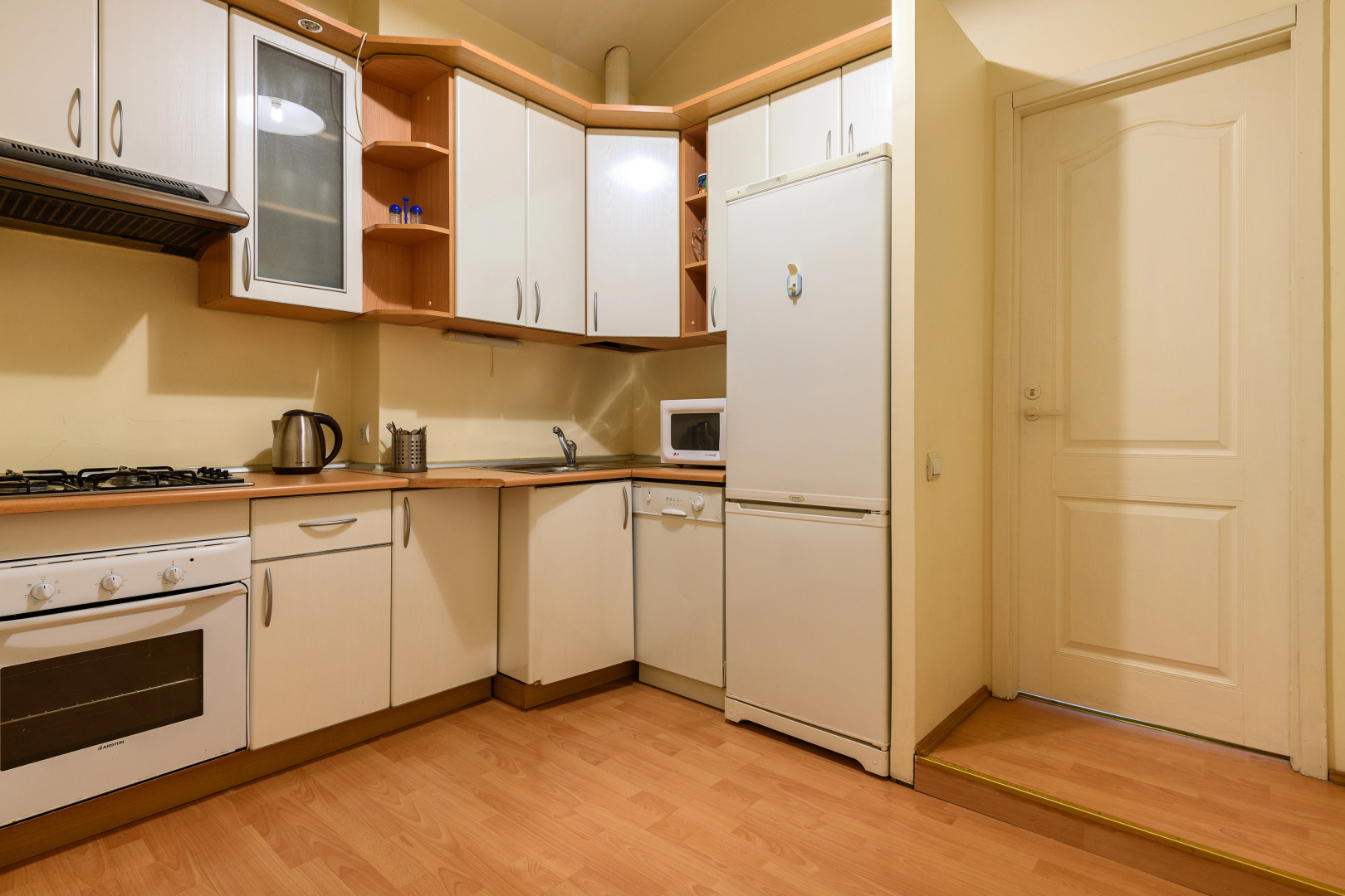 Апартаменты Welcome Home Стремянная 13