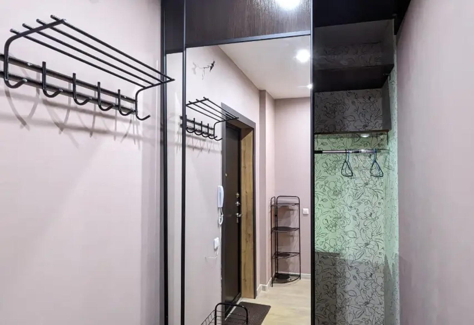 Апартаменты На Анциферова 33А