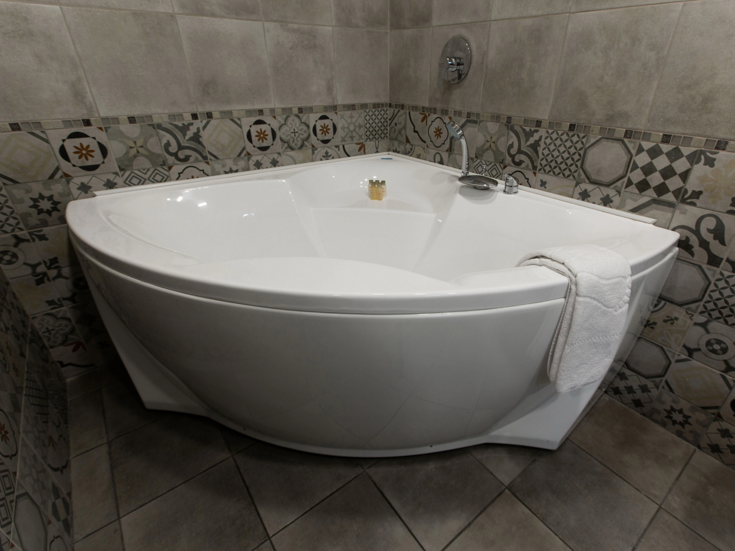 Отель Платов