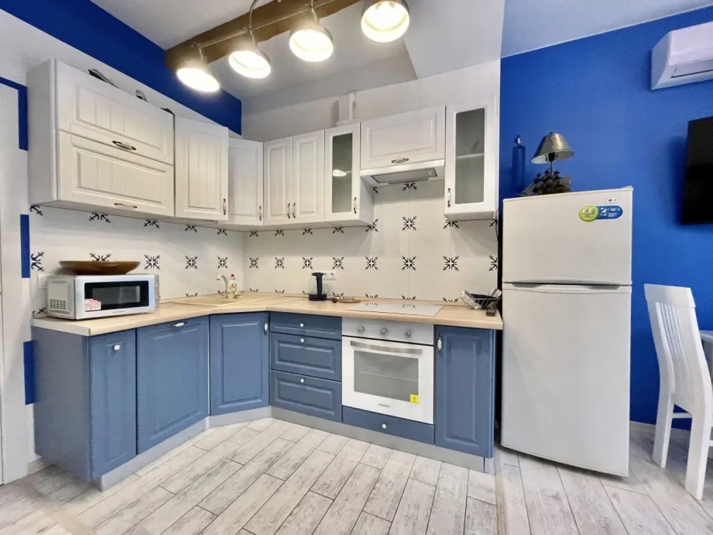 Апартаменты Статус в ГРК Зазеркалье 1