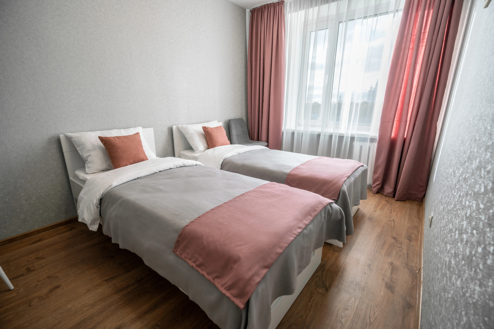 Квартира с Видом на Смольный Собор