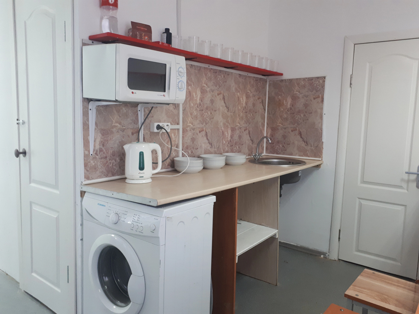 Uyutnyij Ugolok Hostel