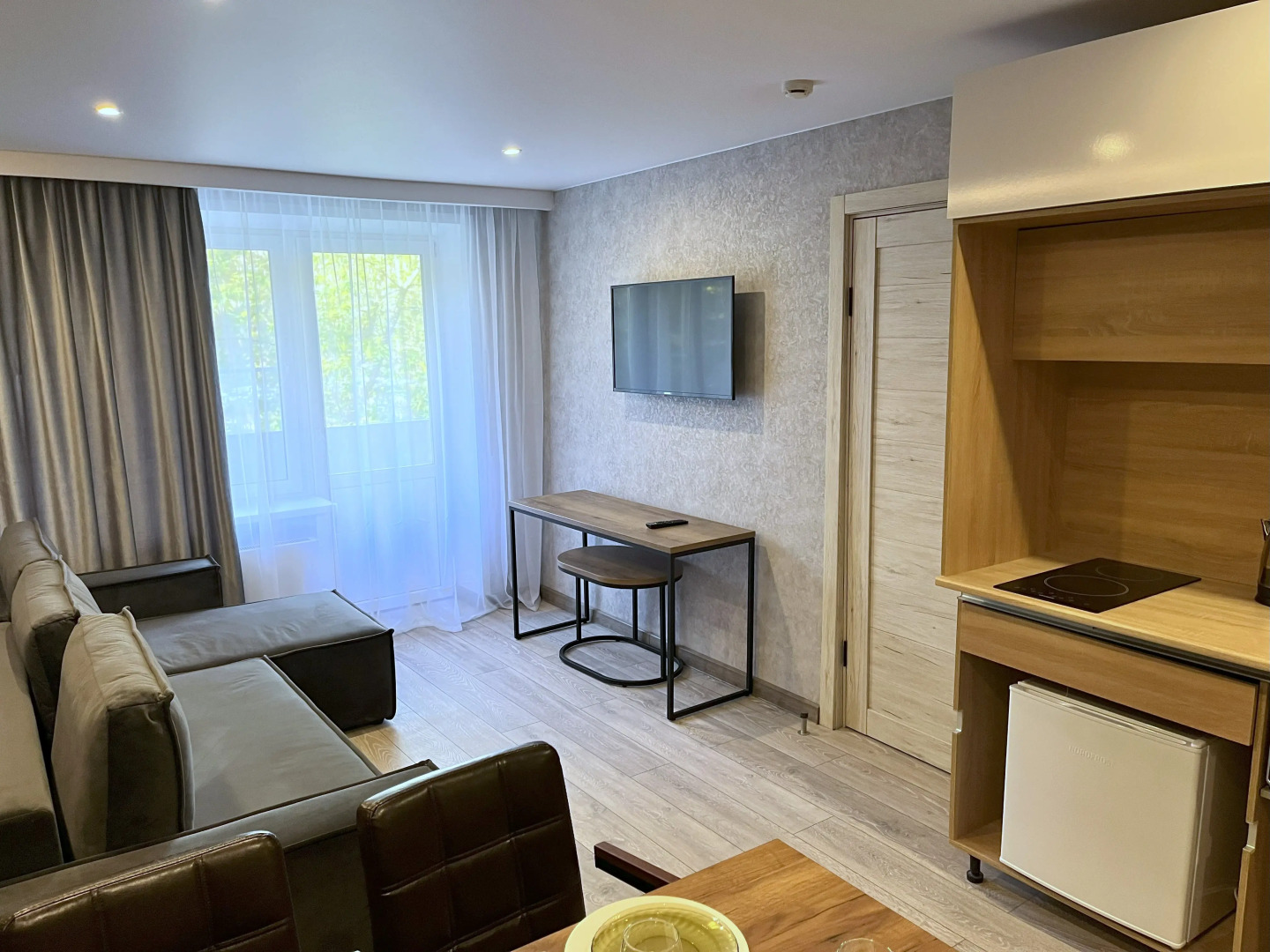 Гостиница Рослеспром