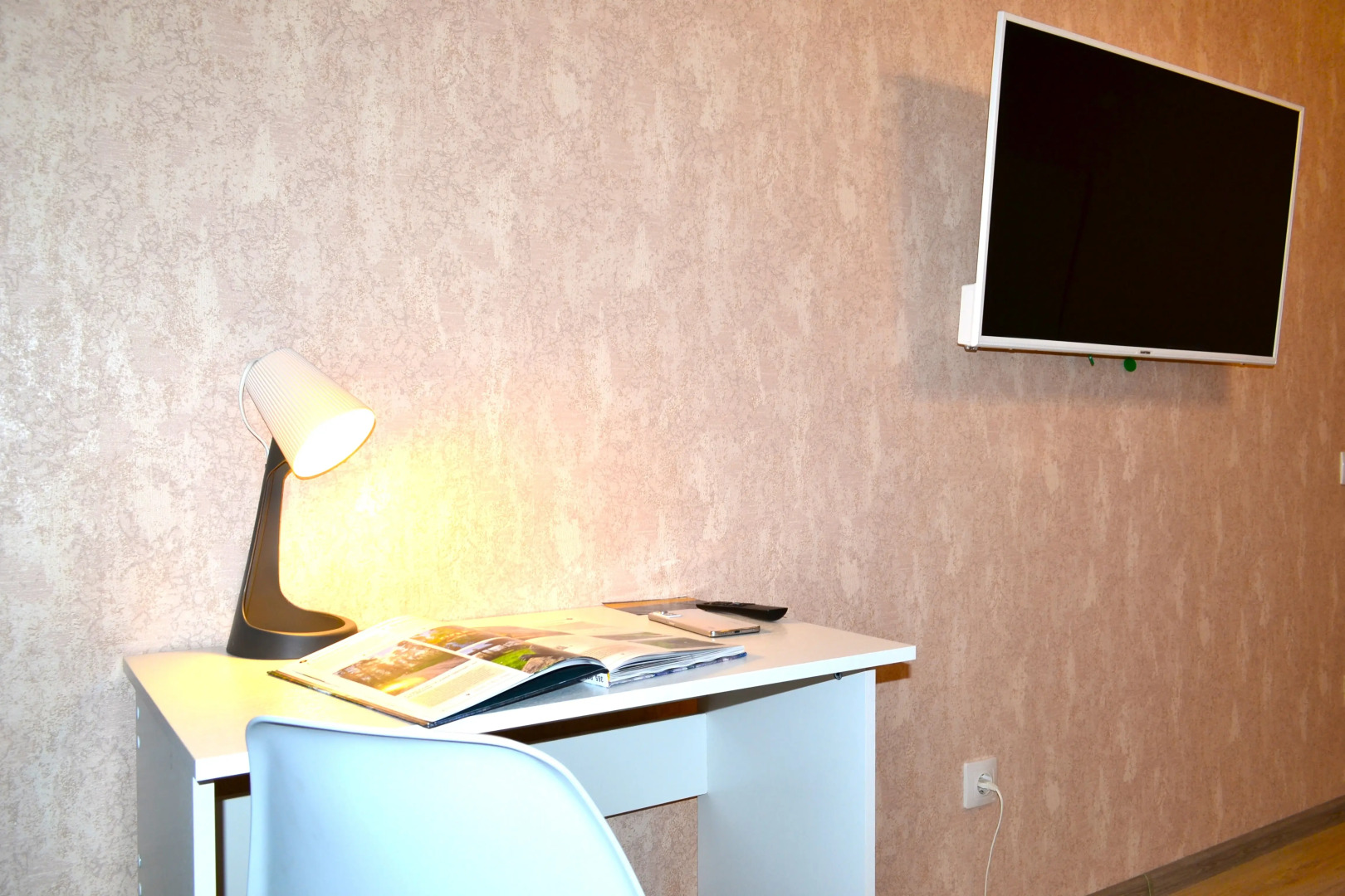 Квартира ЭмиЛи в ЖК Лазурный двухкомнатная