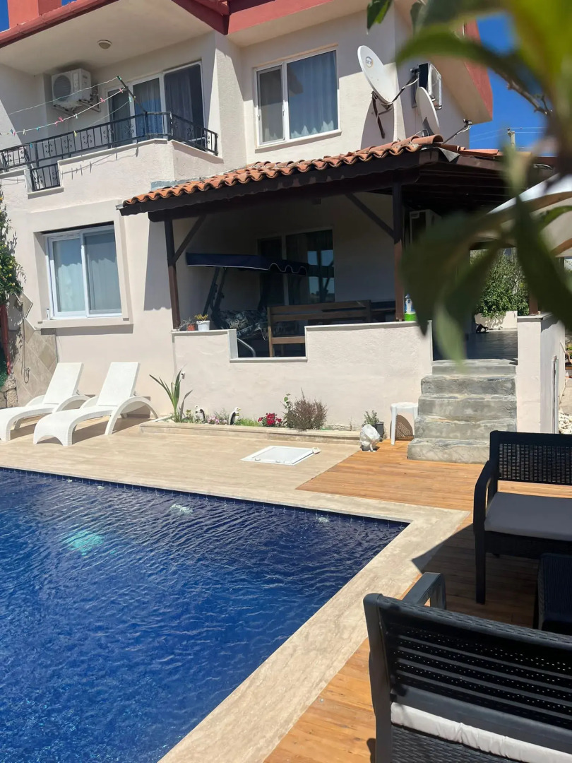 Вилла Cesme Aile Dostu Havuzlu