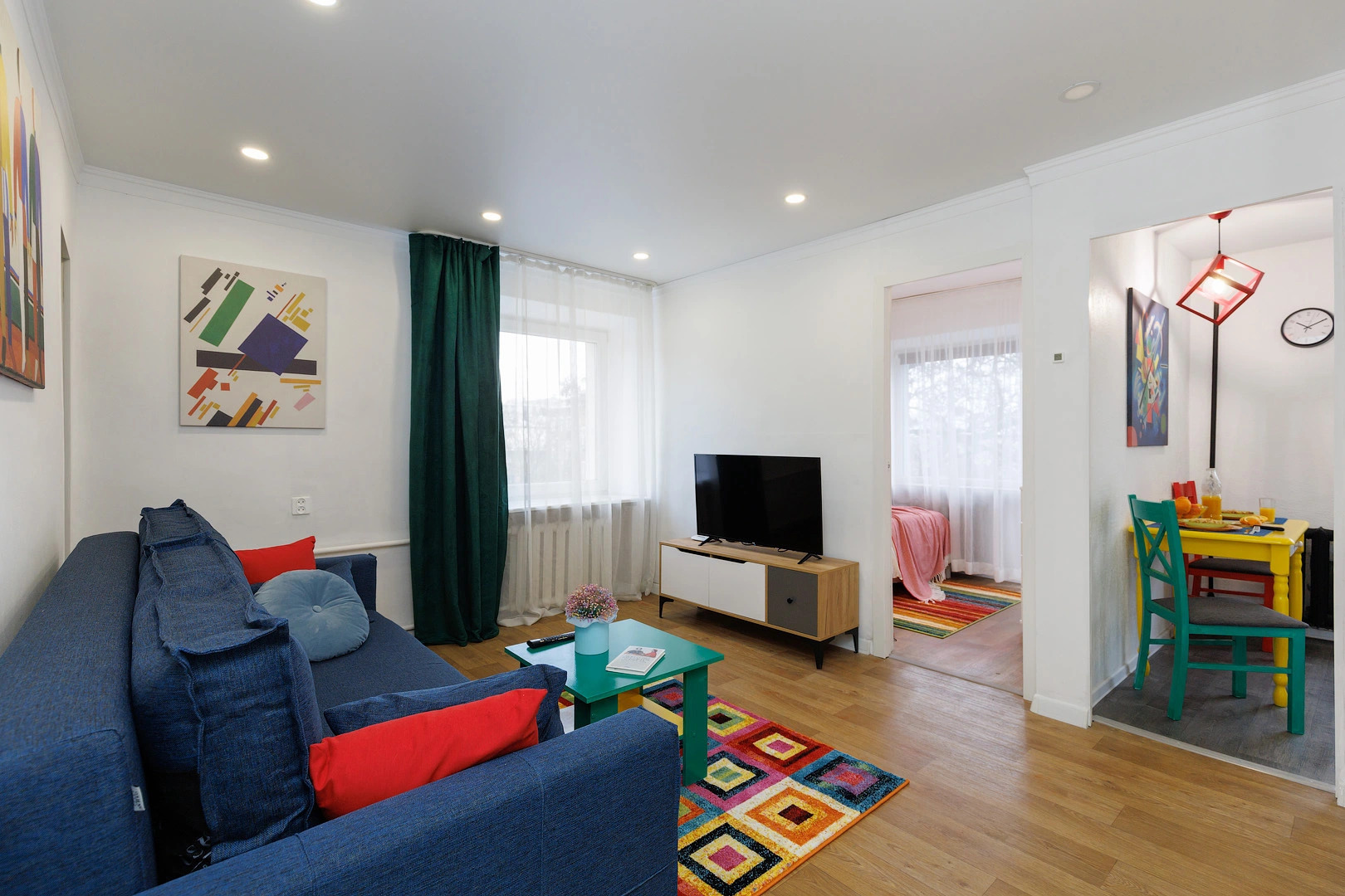 Апартаменты двухкомнатные в центре города