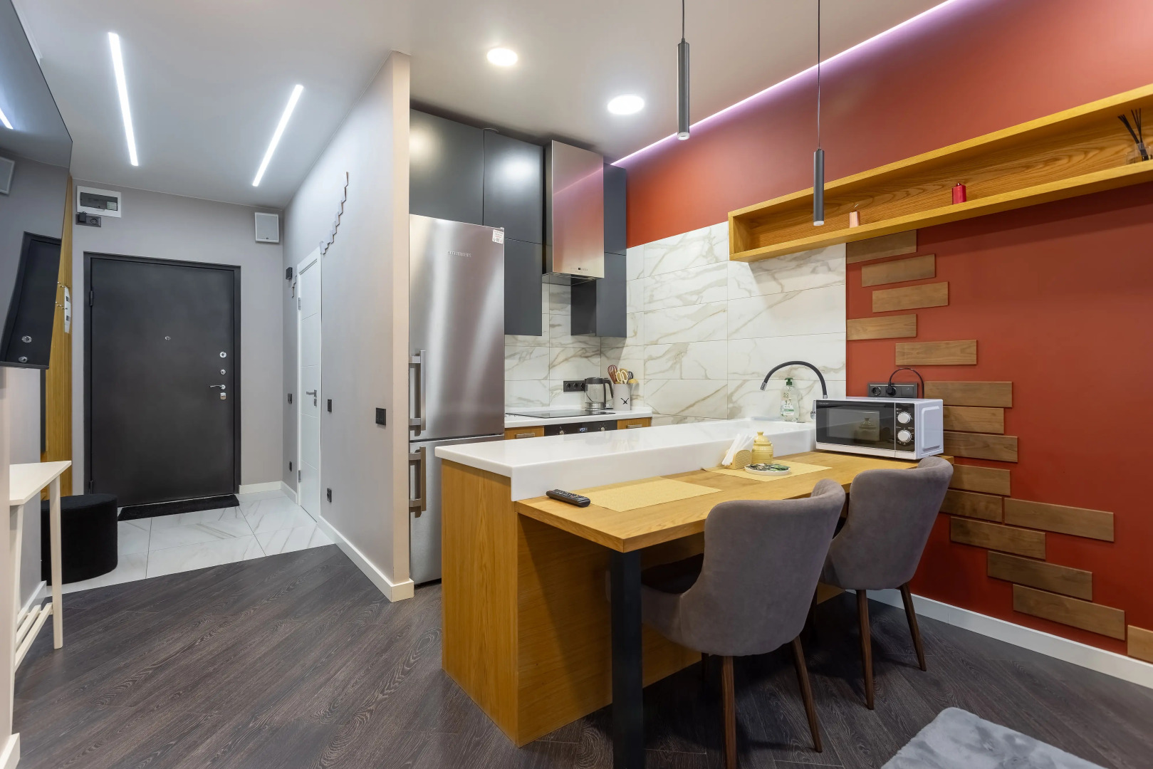 Апартаменты дизайнерские на 37 этаже