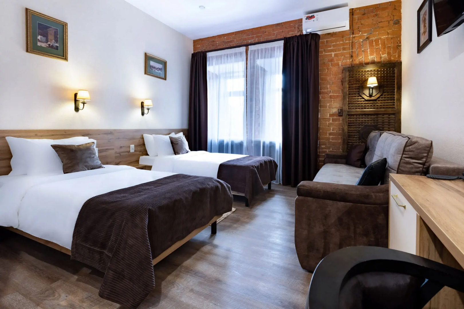 Отель Галерея