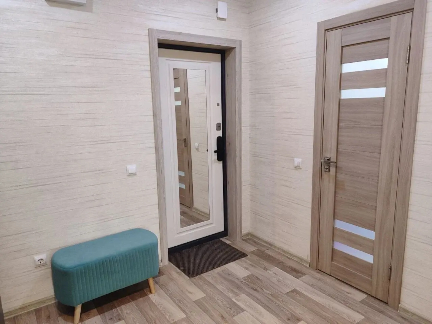 Квартира на Переверткина 1/1