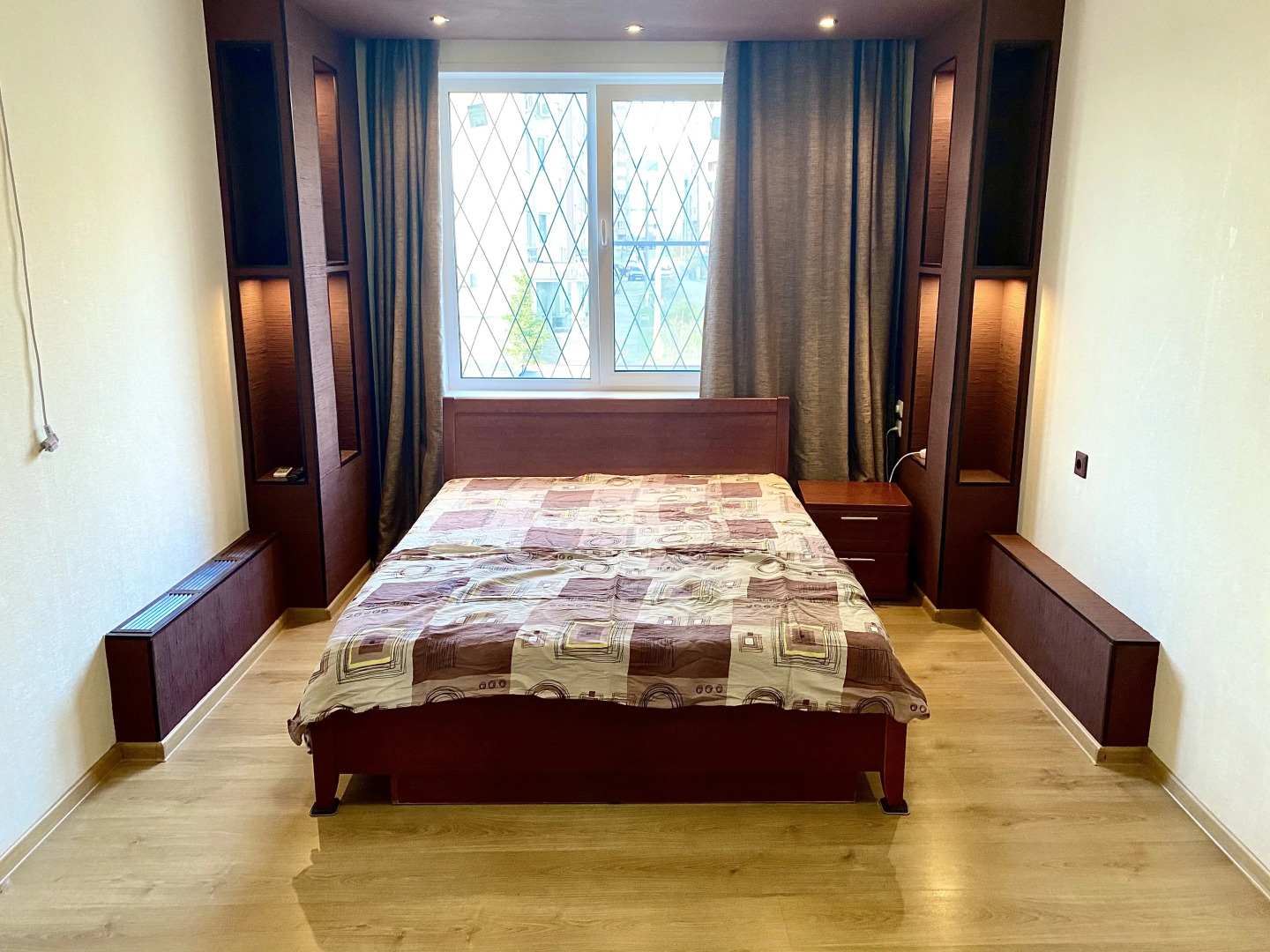 Апартаменты Top House Родионова 165/8