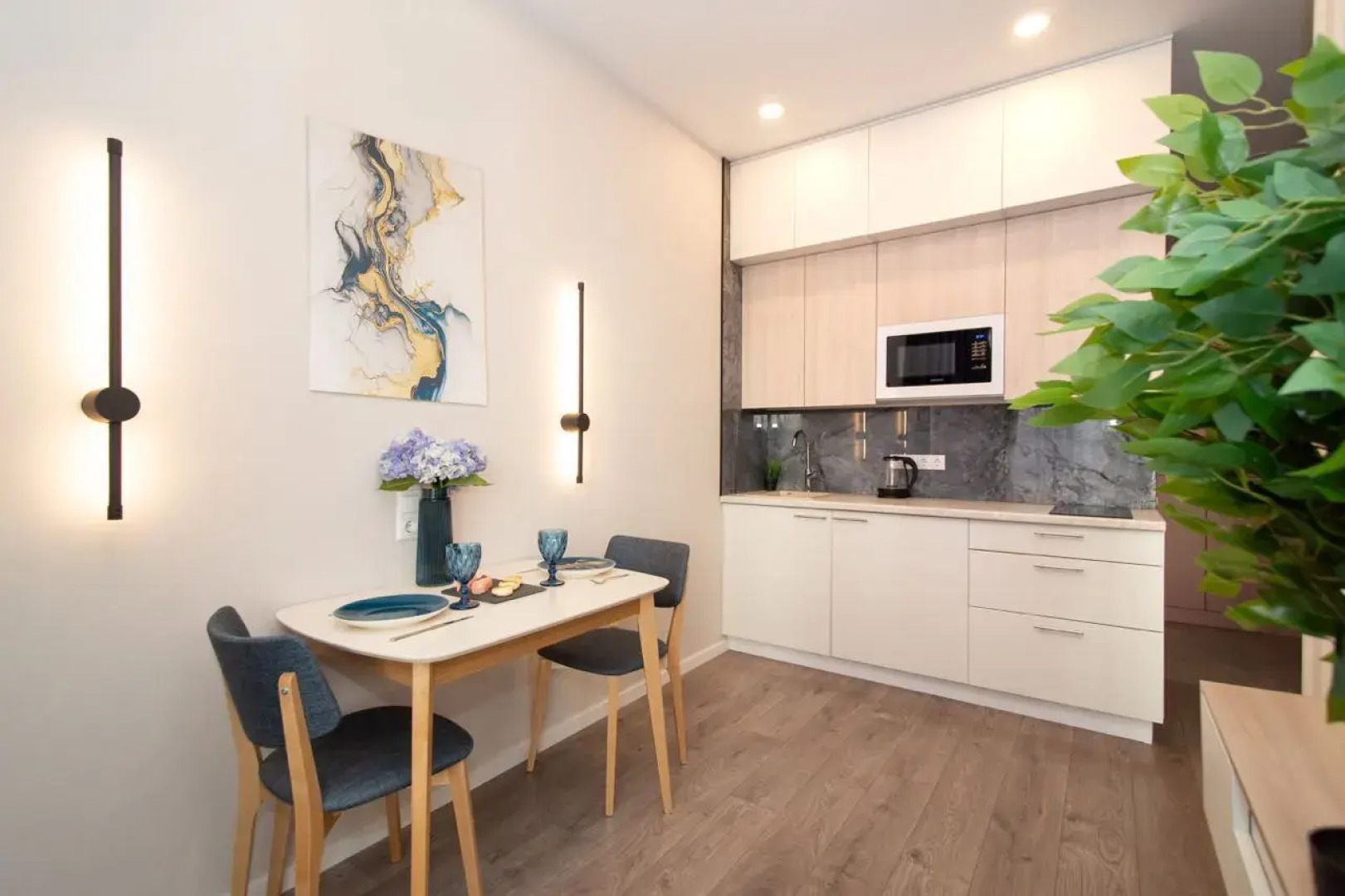 Апартаменты ДзенХоум Творчество 1133