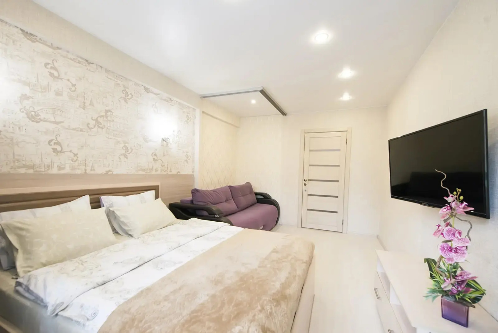 Квартира на Яшина 40 НаСутки35