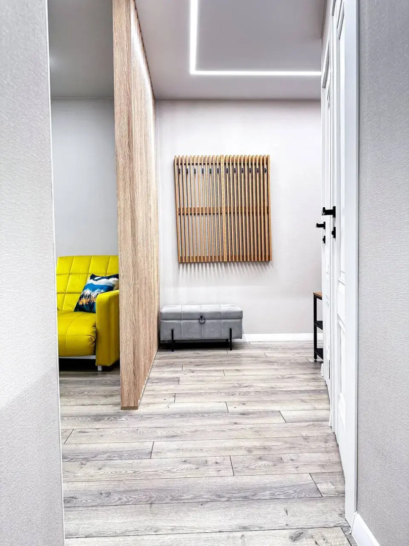 Квартира двухкомнатная в Кировске на Ленина 22 сеть Как дома