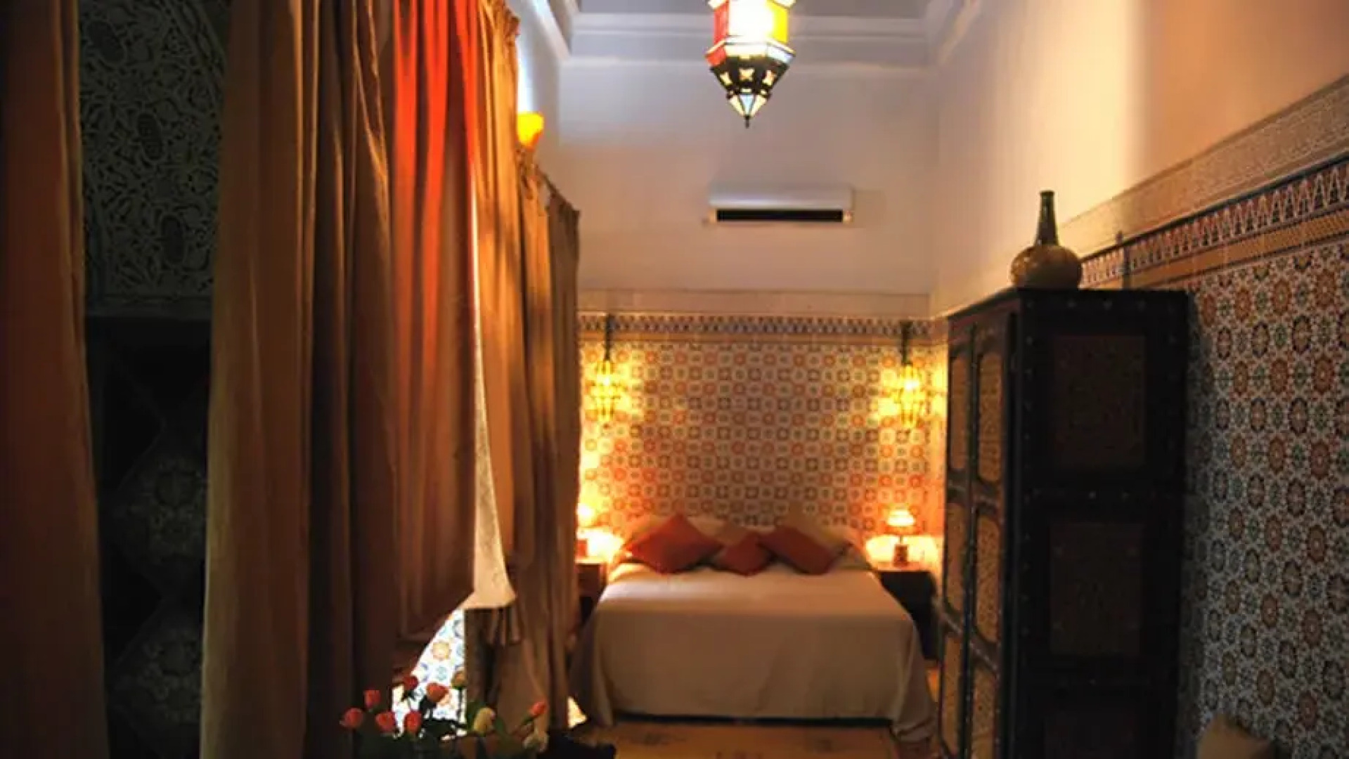 Отель Riad Darzouhour