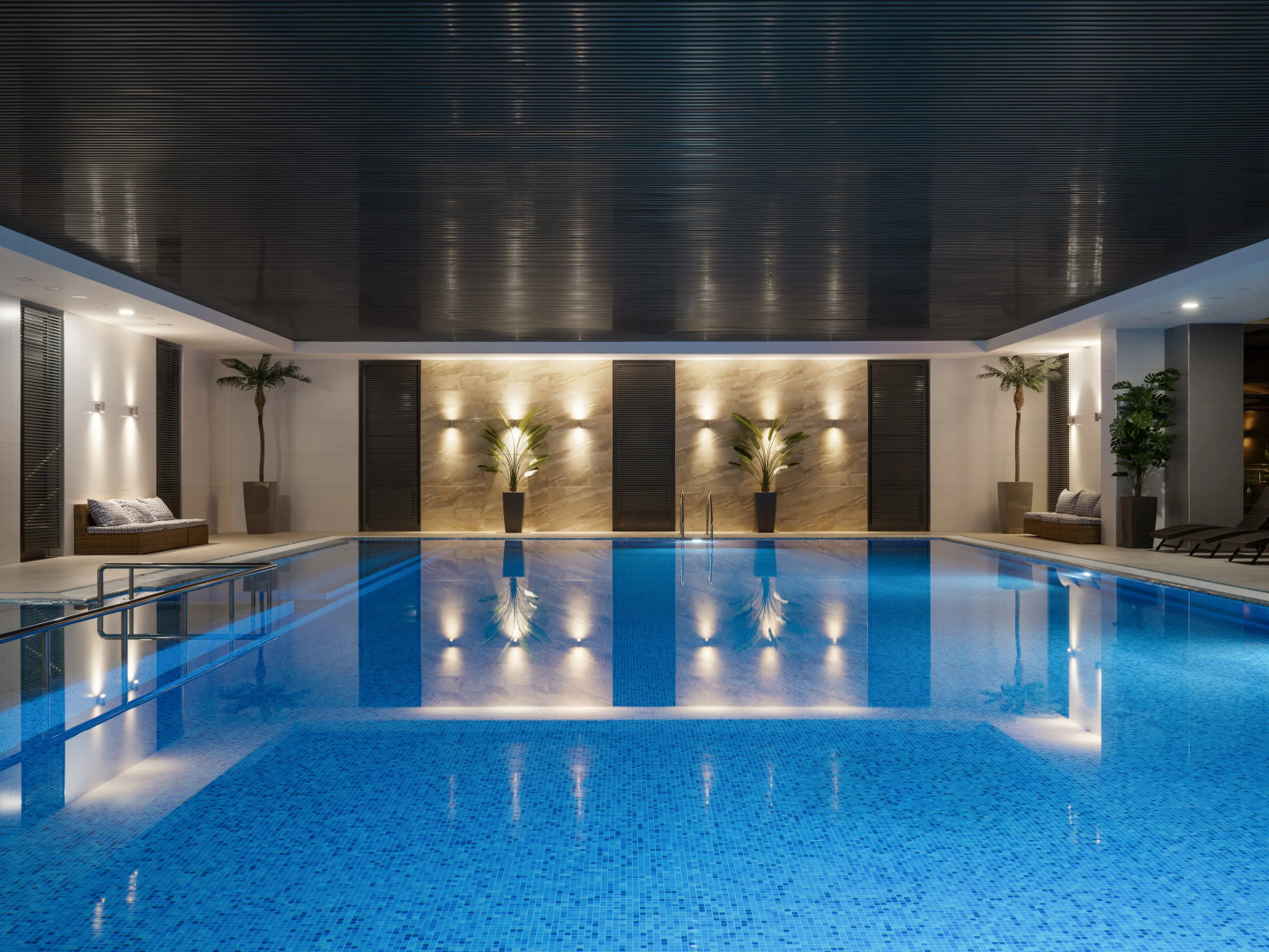 Отель HIDENS APART HOTEL