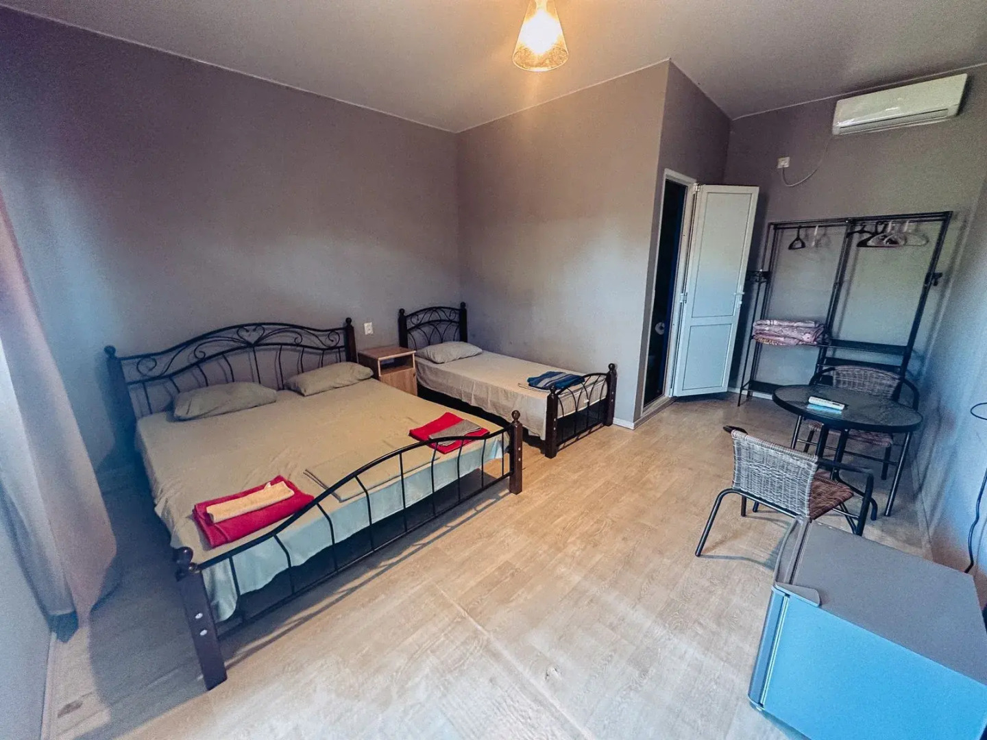 Гостевой дом Тихий Дворик Алахадзы