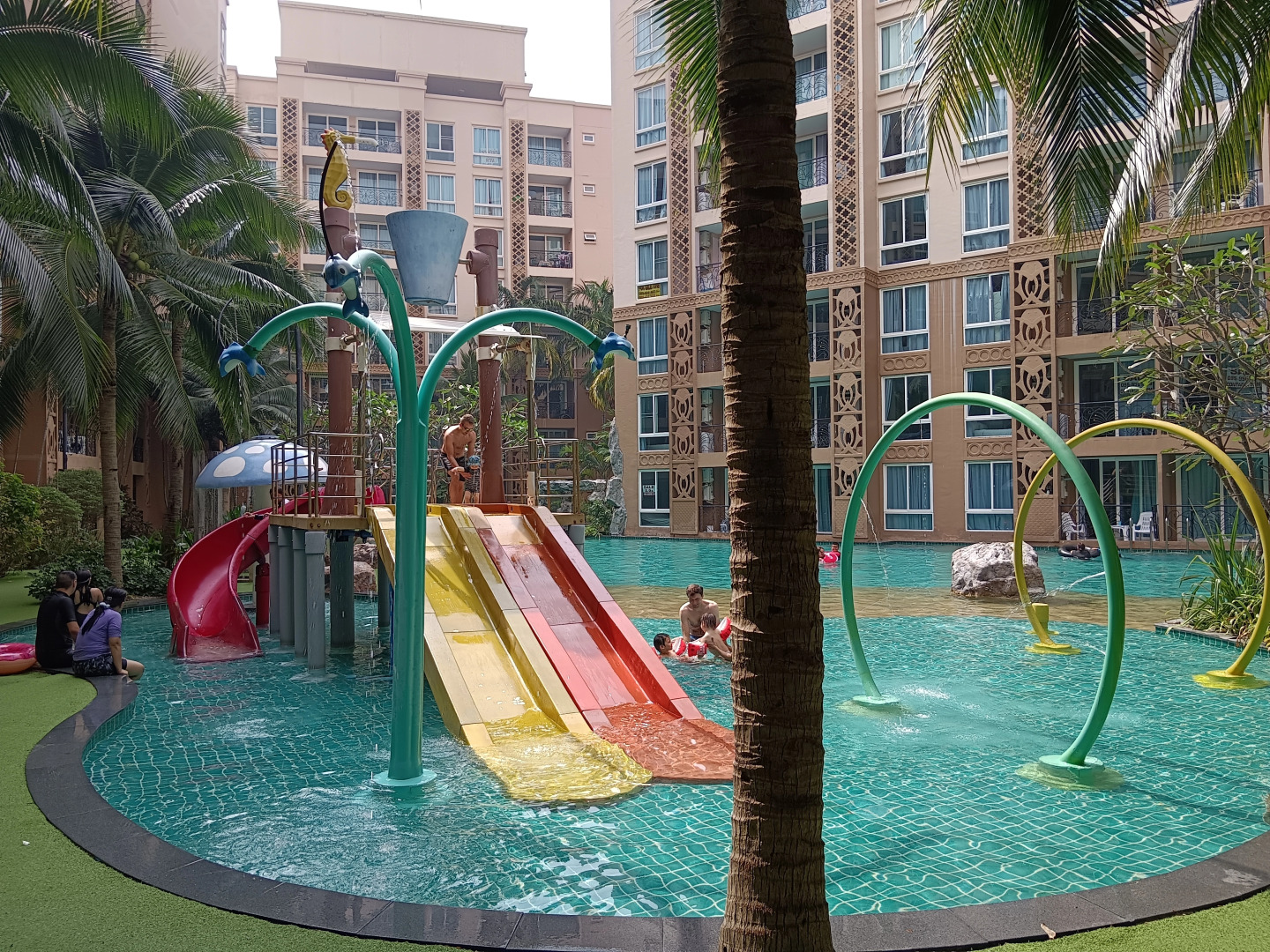 Апартаменты Atlantis Condo Resort Pattaya