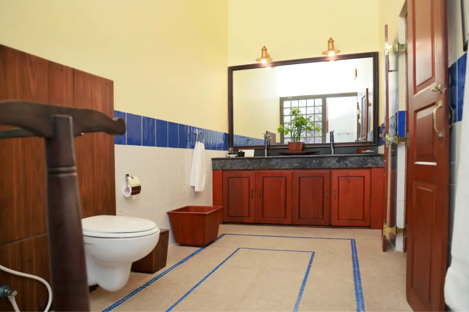 South Point Villa - 3 bedroom Beach Front Villa