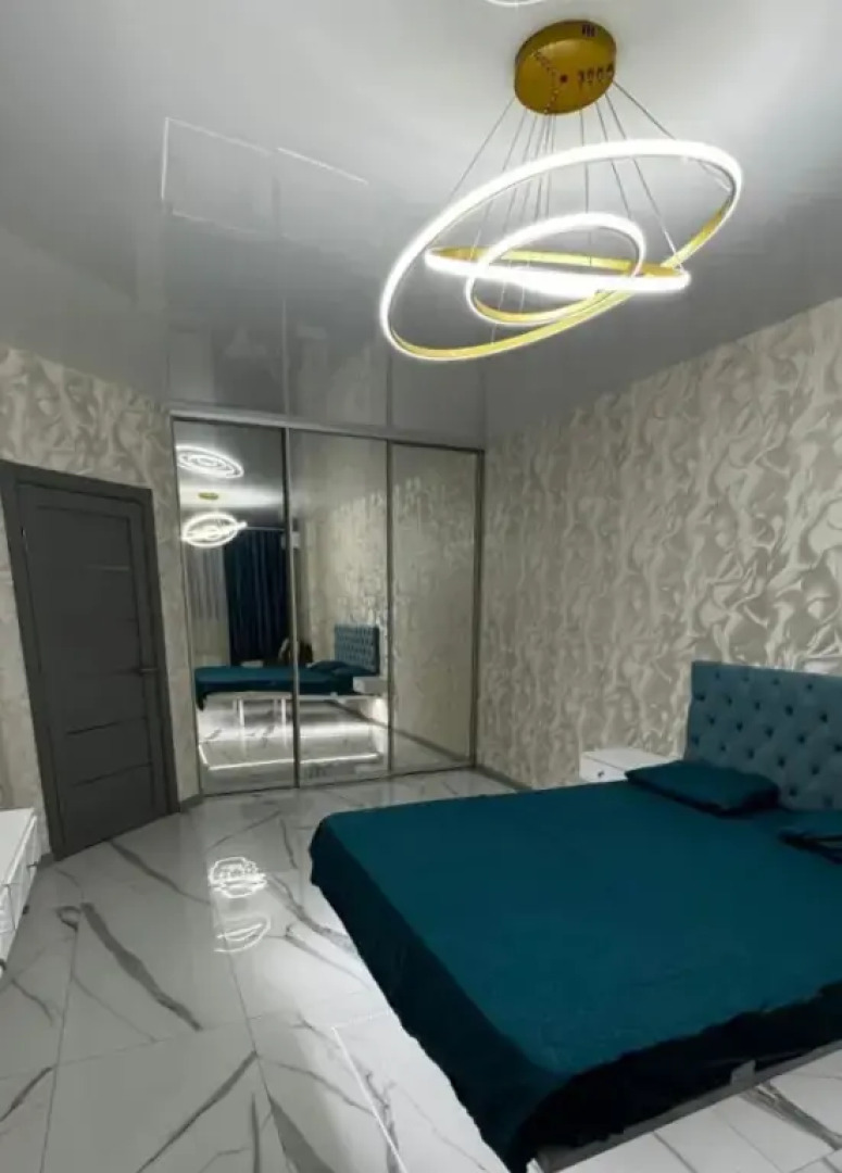 Квартира в новостройке с видом на гору Змейка