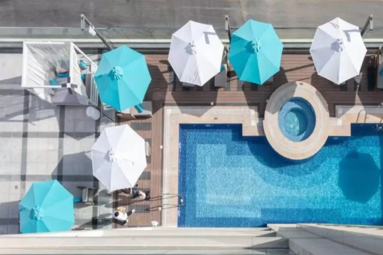 Edge Creekside Hotel