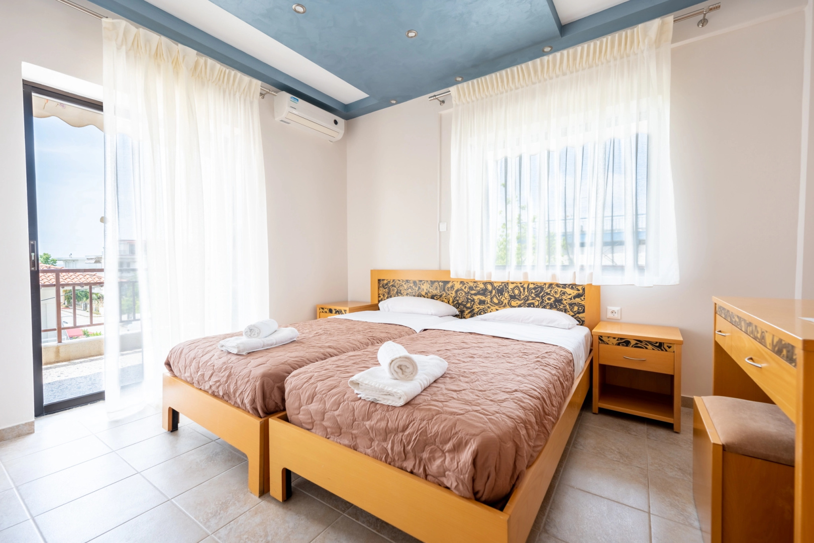 Апарт-Отель Milonas House Apartments