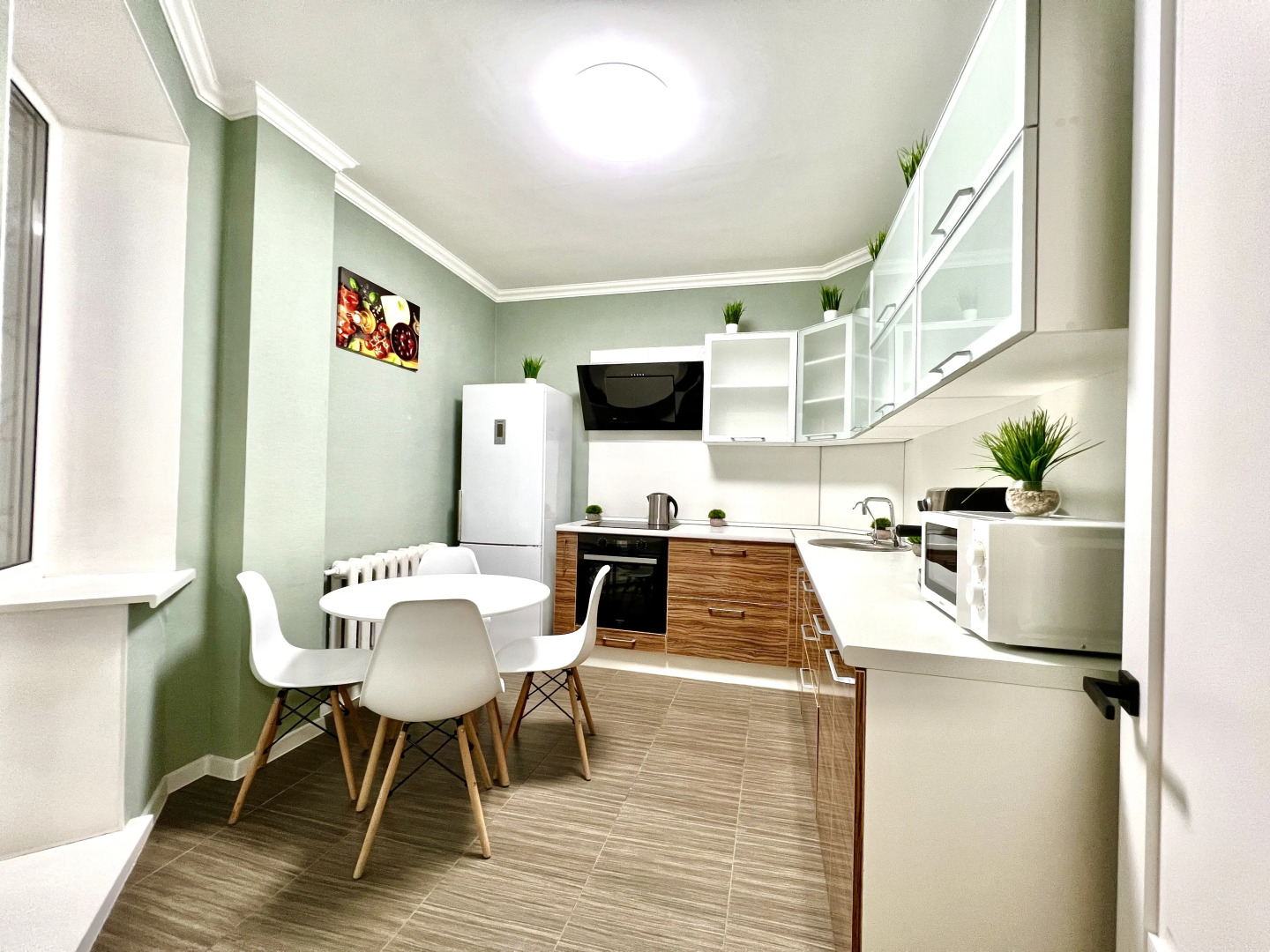 Уютные Апартаменты (рядом с ЖД вокзалом)  (ул. Никитинская 30)