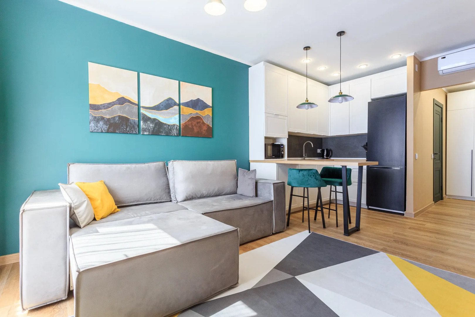 Апартаменты Евродвушка Озерная