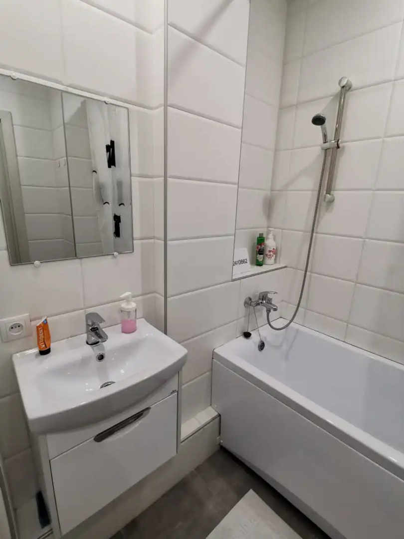 Апартаменты на Бульваре 30-летия Победы 42