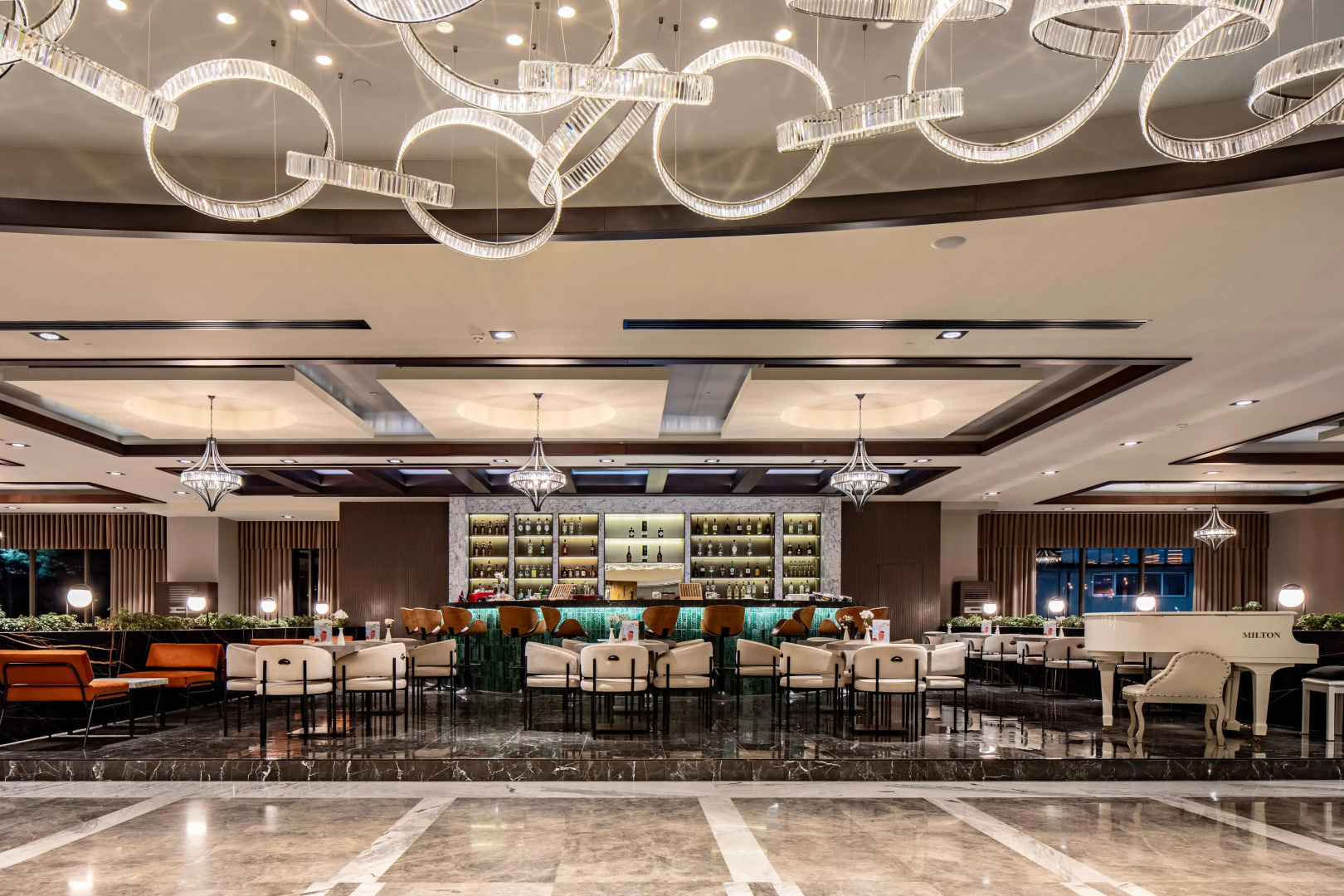 Royal Stay Palace Hotel