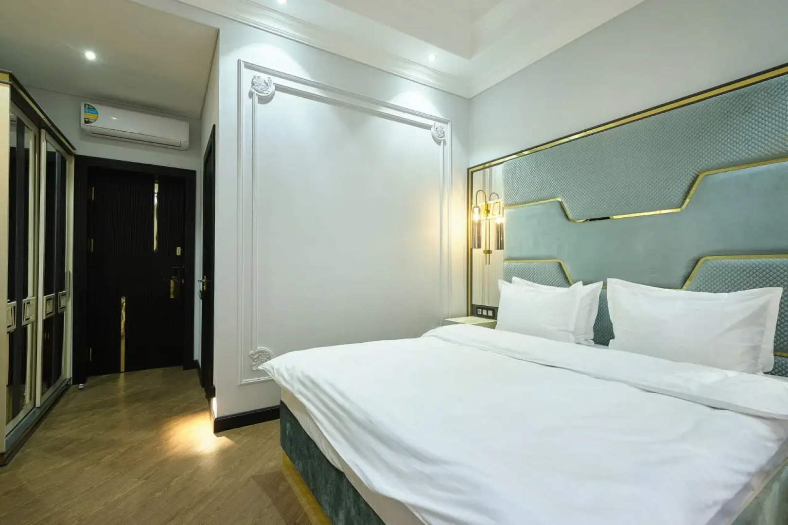 Бутик-Отель East Star Hotel