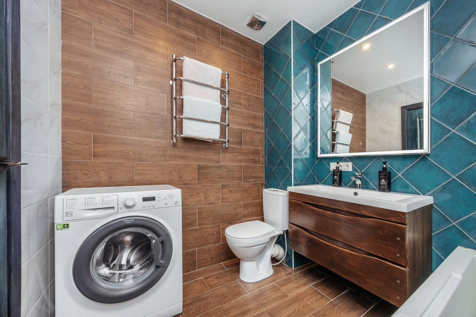 Апартаменты Дизайнерская студия около подъемника