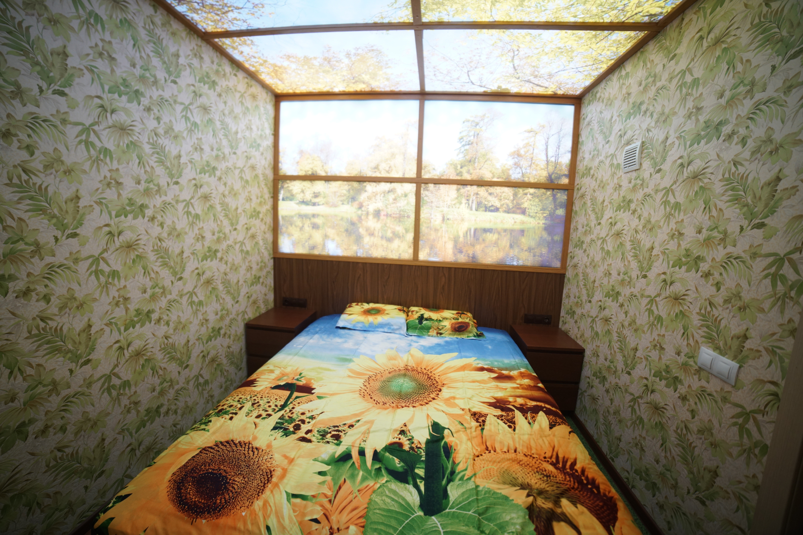 Апартаменты бизнес комфорт. Панорама города  с 26 этажа