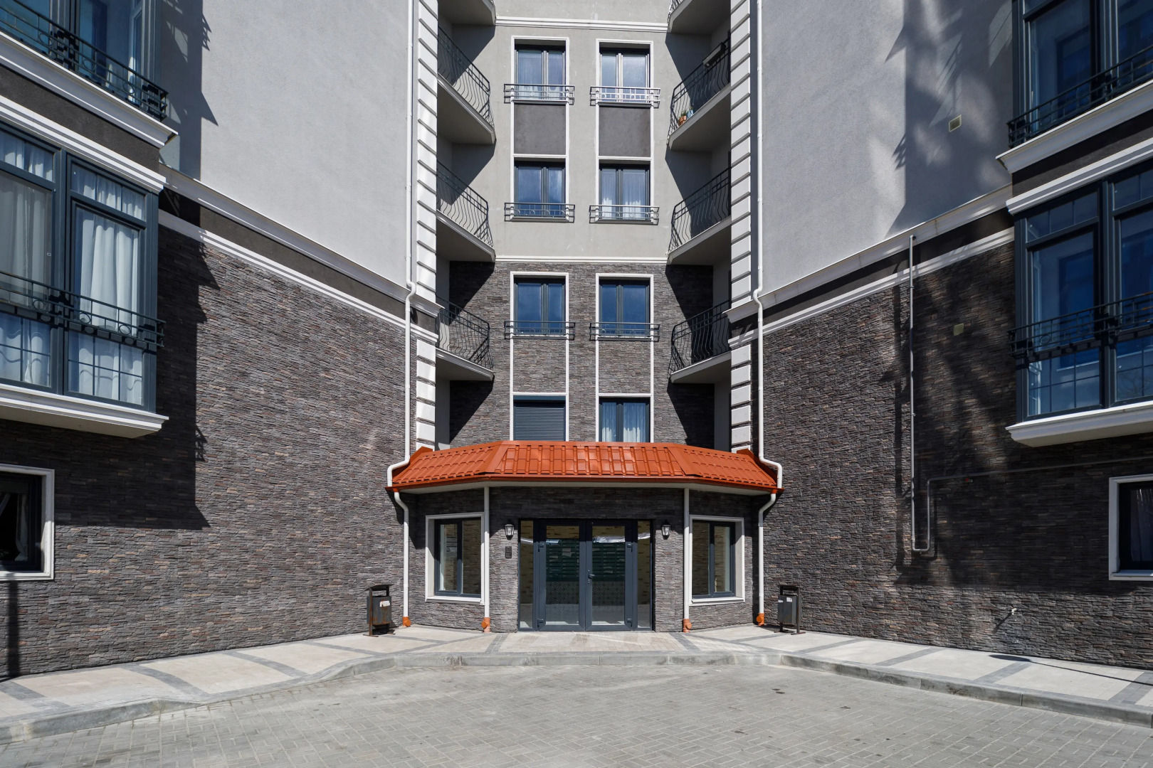 Апартаменты на Набережной 19