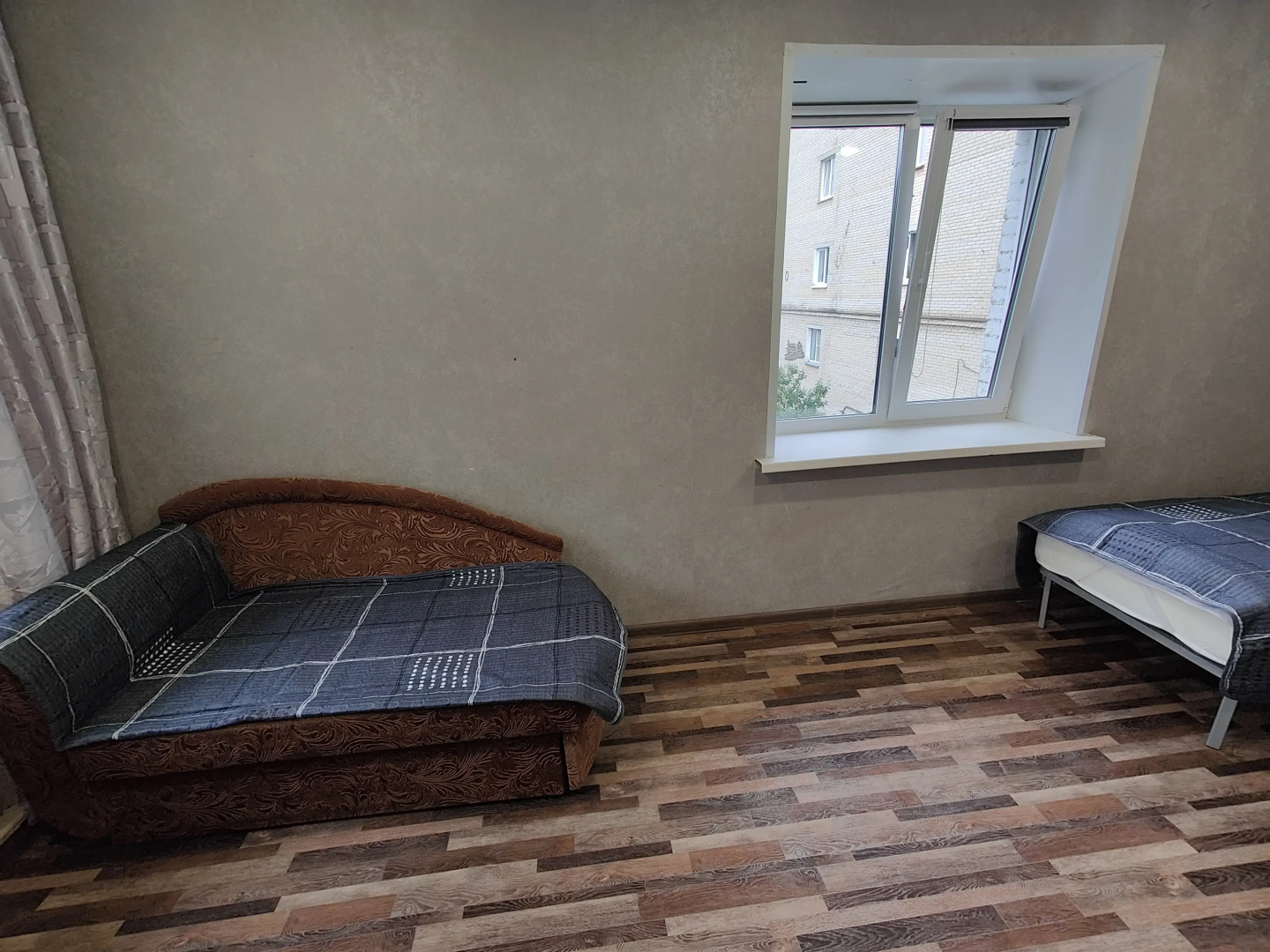 Апартаменты Апарт Миасс на Добролюбова