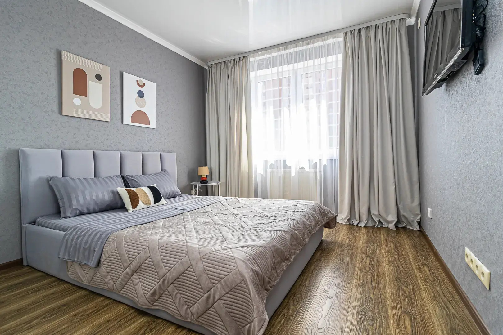 Квартира Двухкомнатная недалеко от парка Галицкого