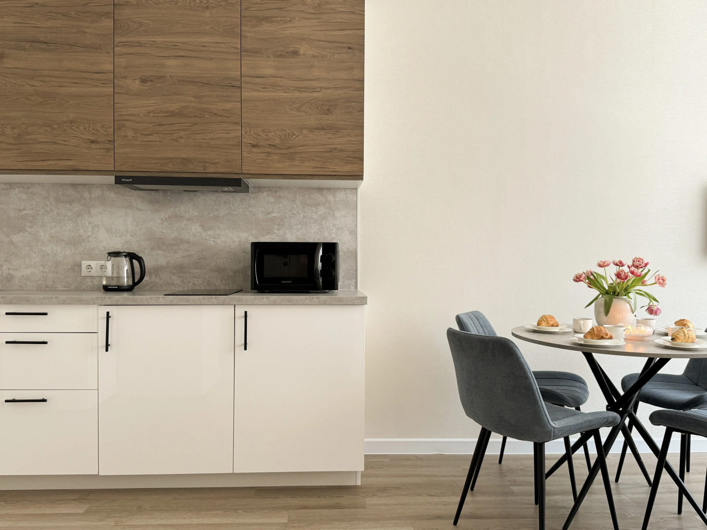 Квартира Евродвушка в пяти минутах от Аквапарка Лето Лето