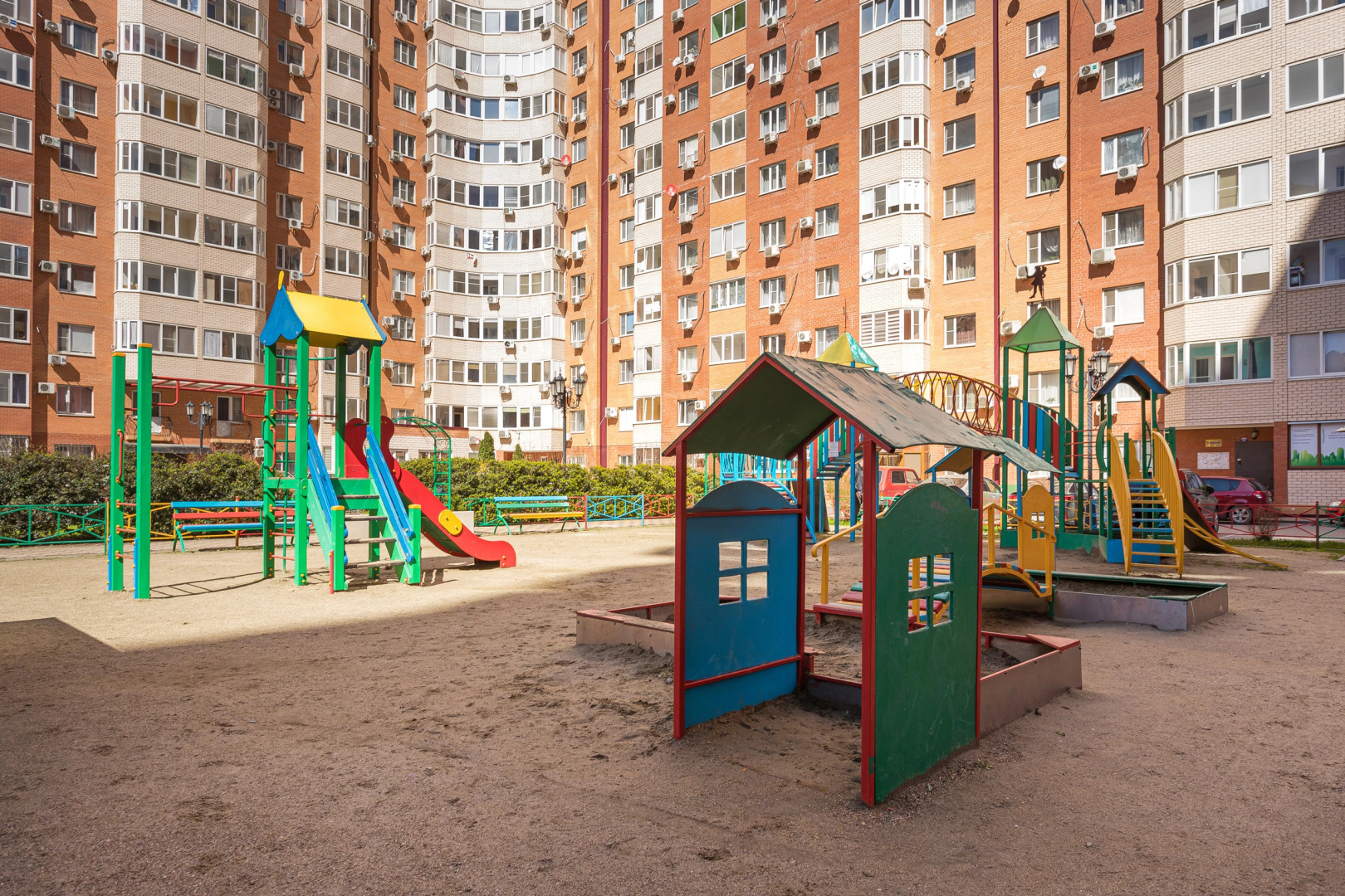 Апартаменты LikeHome Изумрудные Вблизи Парка Галицкого