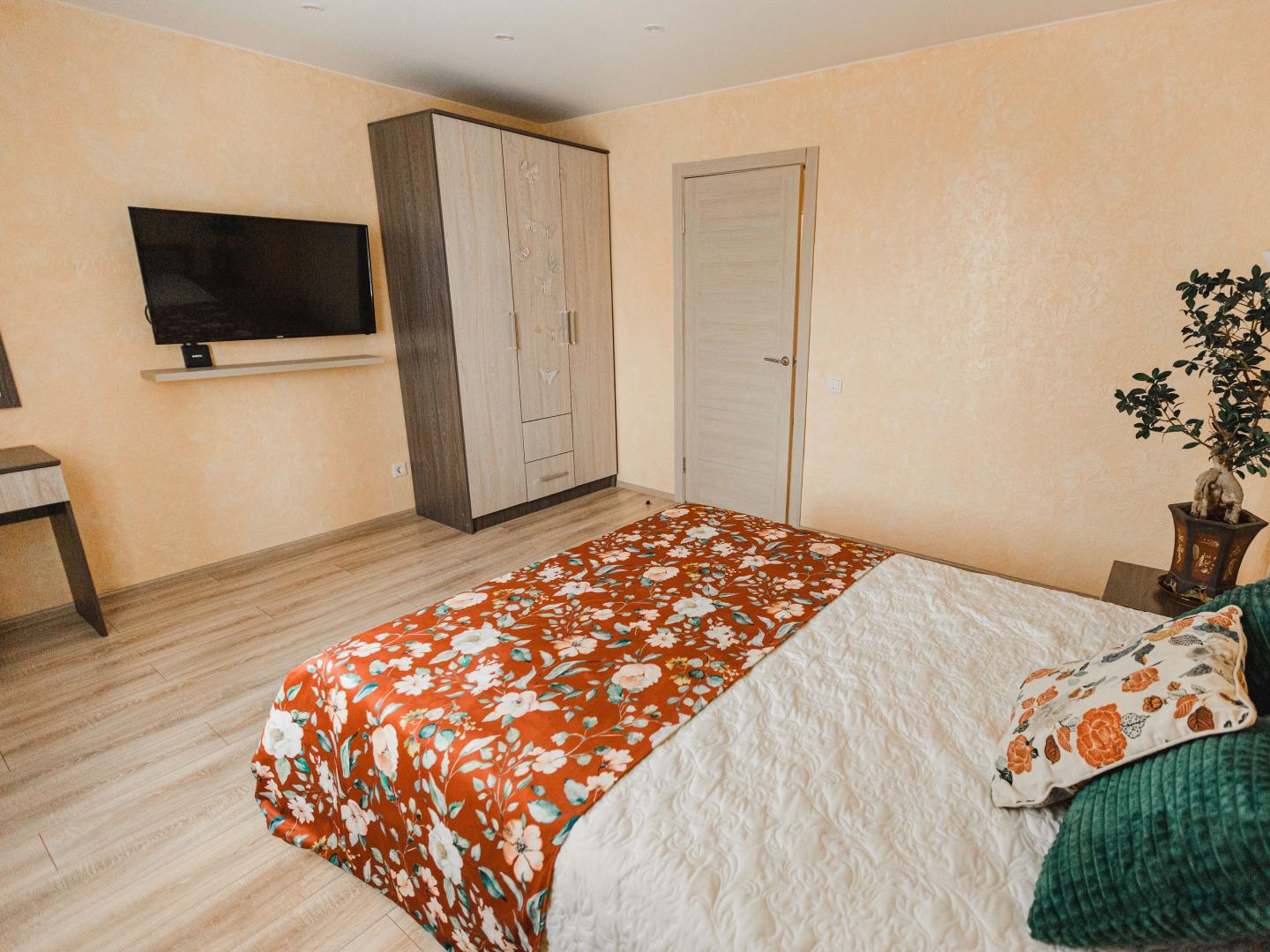 Апартаменты Esenin Okskiy