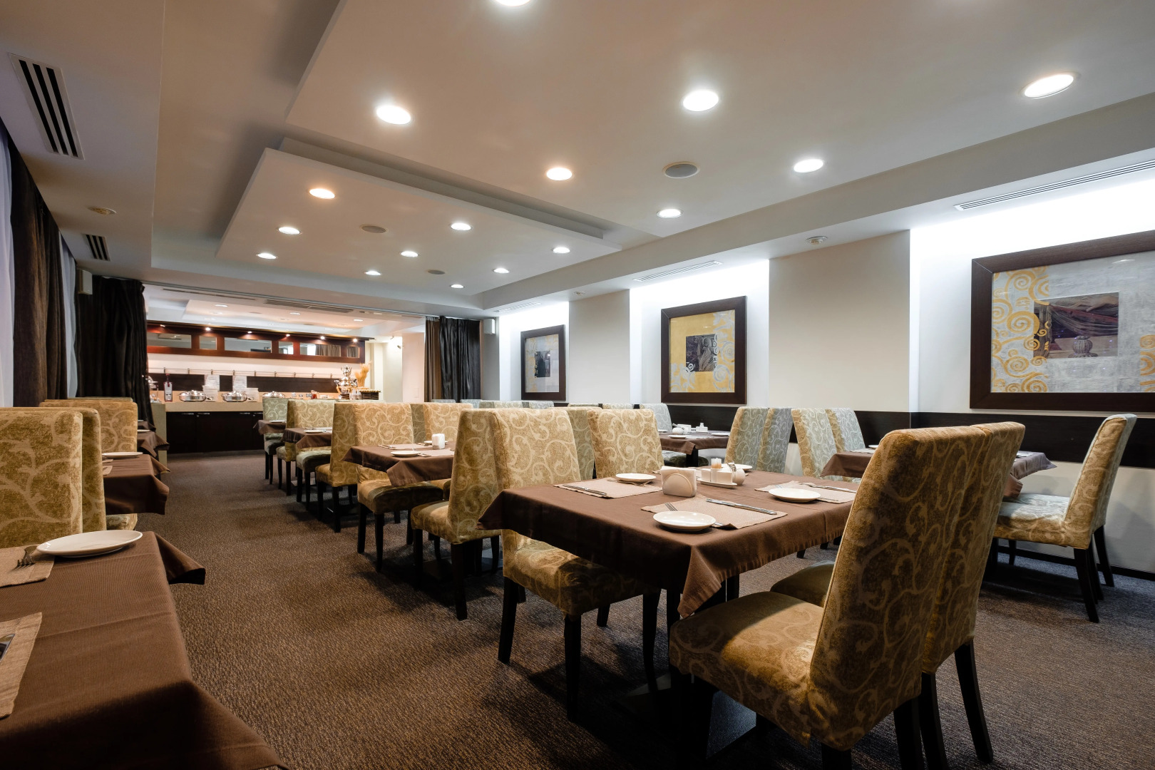 Отель Гранд Авеню by USTA Hotels