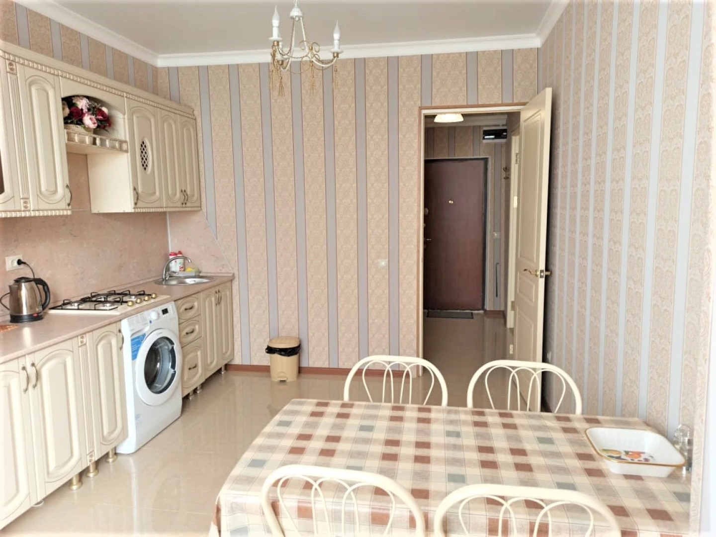 Апартаменты КвартОтель на М.Горького 85Б 21