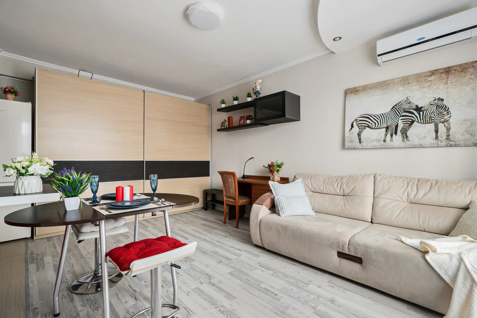 Квартира MaxRealty24 Панферова дом 8