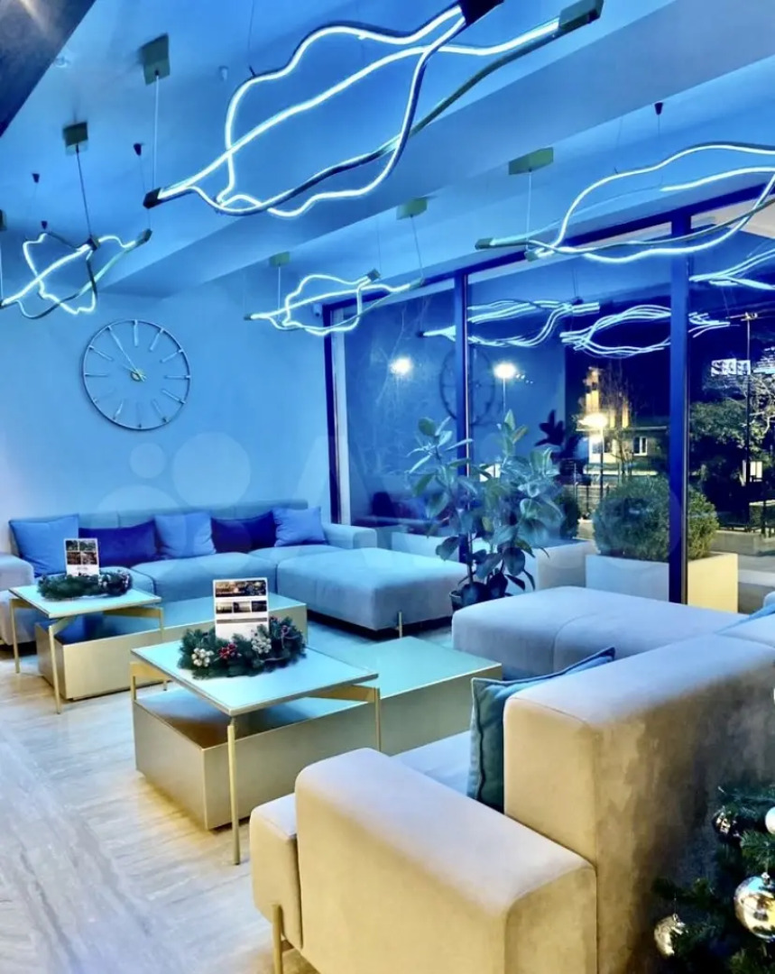 U Morya Luchezarnyij Apartments