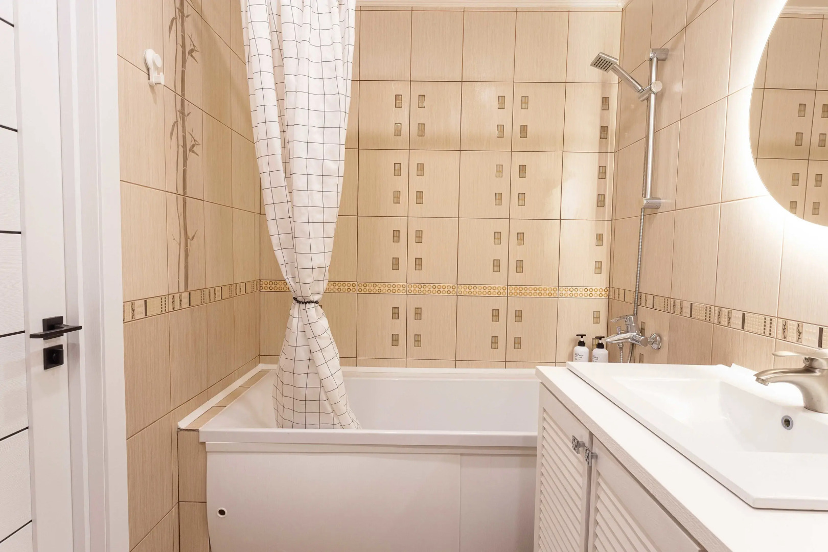 Квартира Просторная 2-комнатная квартира на Димитрова