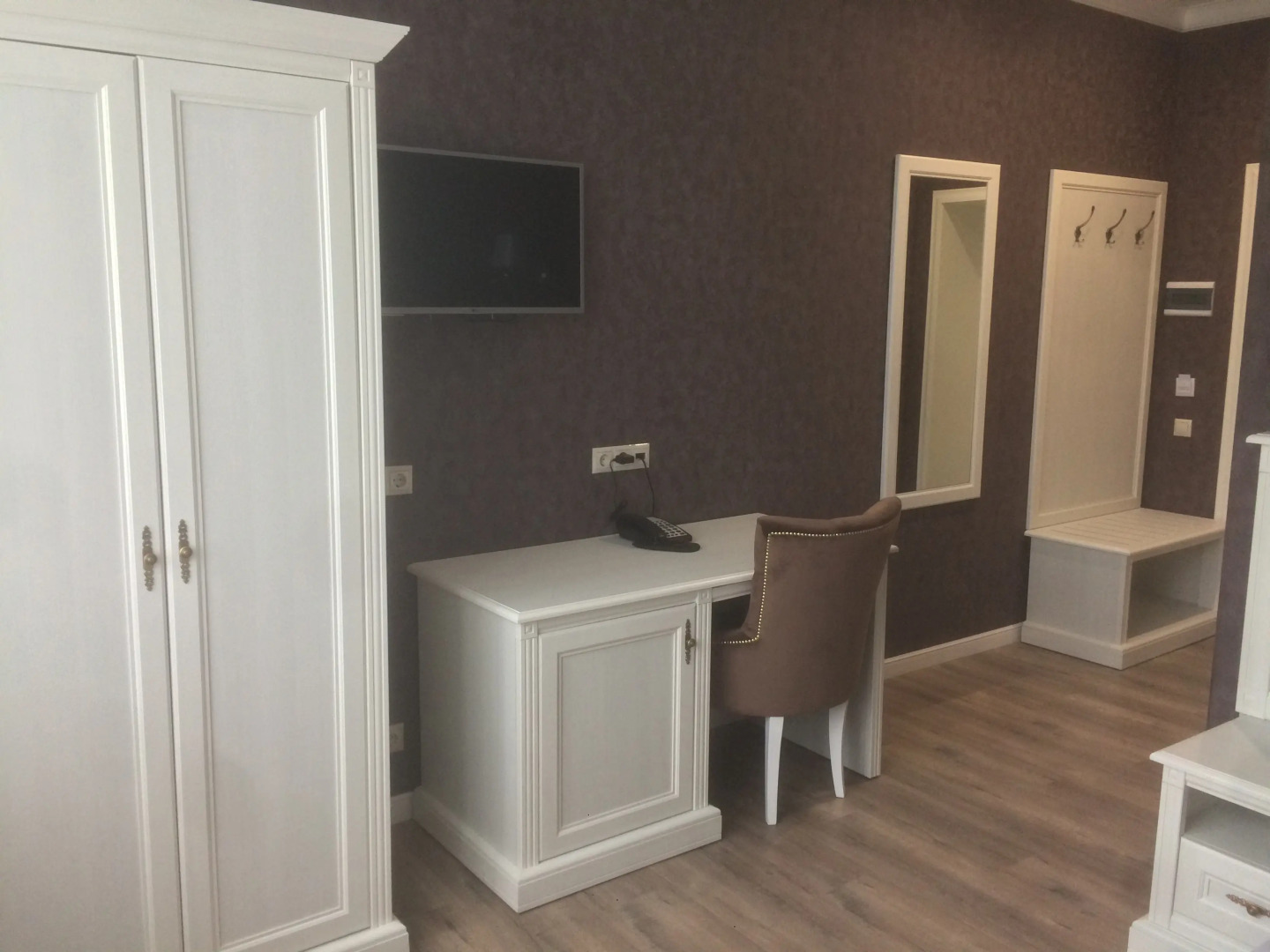 Отель Атриум