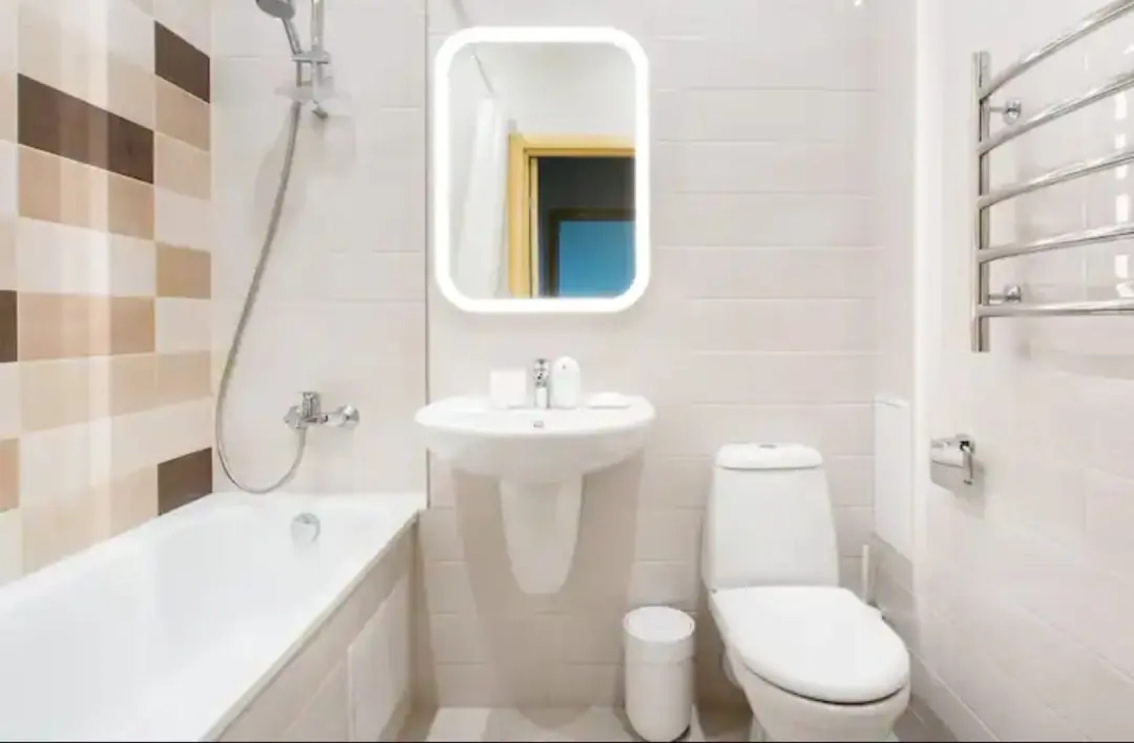 Апартаменты Cozy River and Park View Apartment