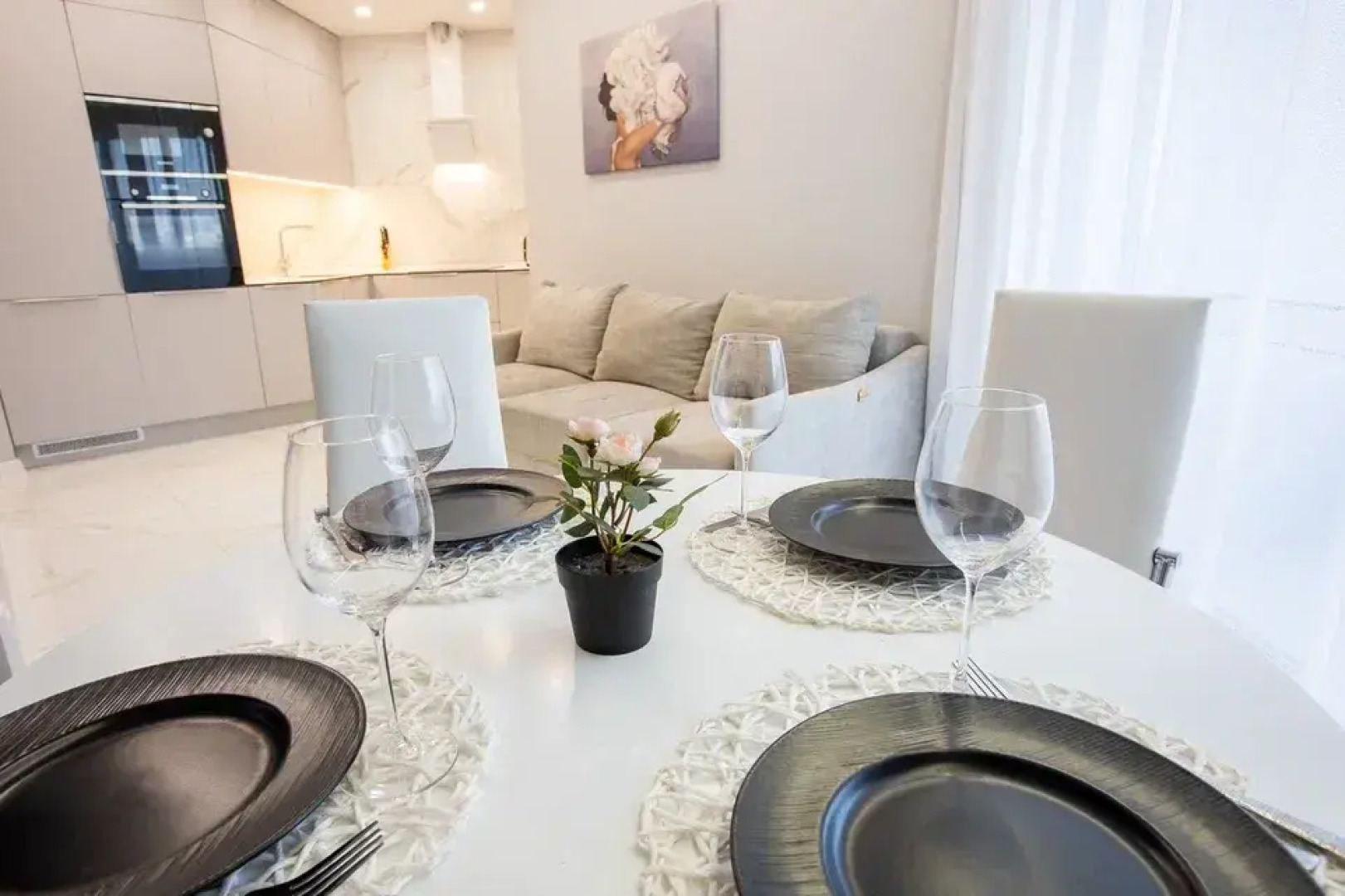 Апартаменты Двухкомнатные в  "Volna Emirats"