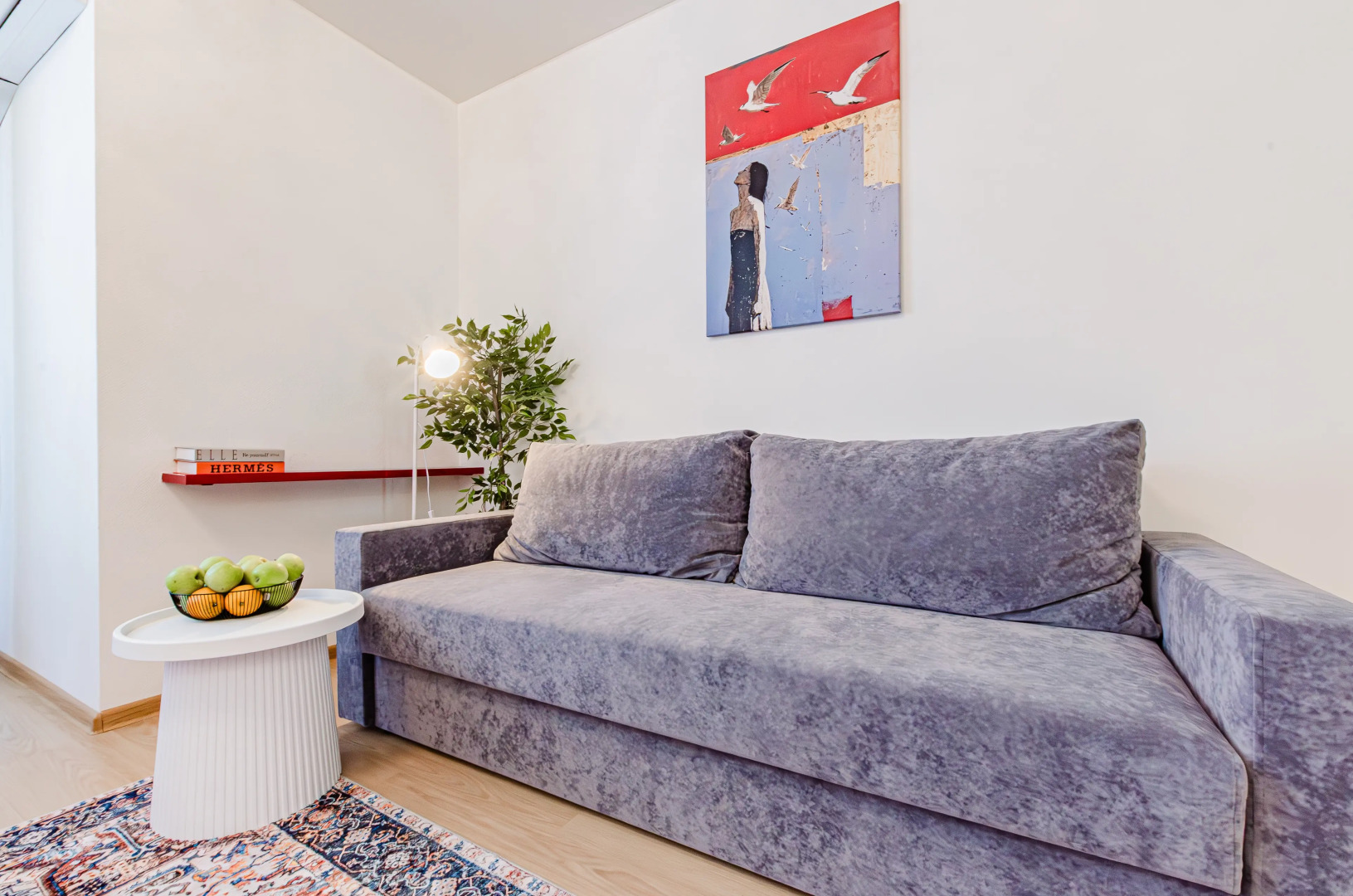 Квартира с Двумя Спальными Рядом с Ривьерой